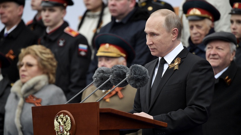 ABC разглядела в параде Победы предвыборную кампанию и «культ личности» Путина