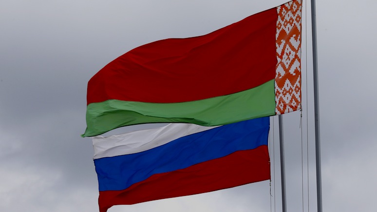 TVN24: белорусы за независимость, но союзу с Европой предпочли бы Россию