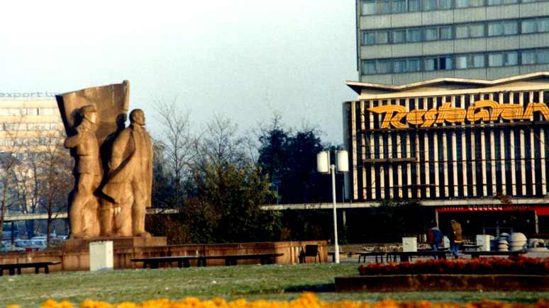 Bild: экс-глава ГДР потребовал вернуть в Дрезден «красного Ленина»