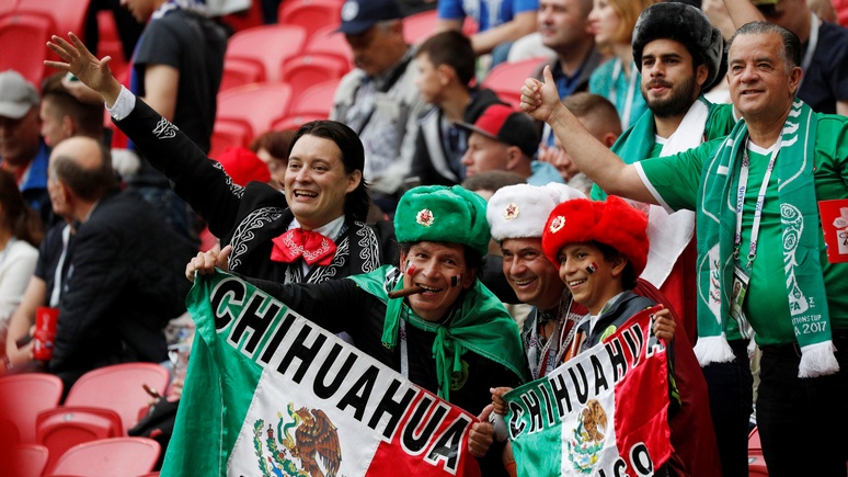 Televisa: в Мексике футбольный фанат пошёл за сигаретами и... оказался в России