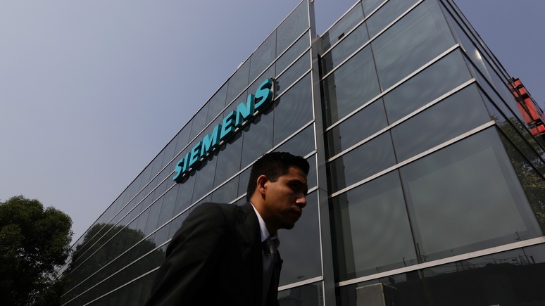 SZ: Siemens отдаляется от России из-за обвинений в «нарушении санкций»