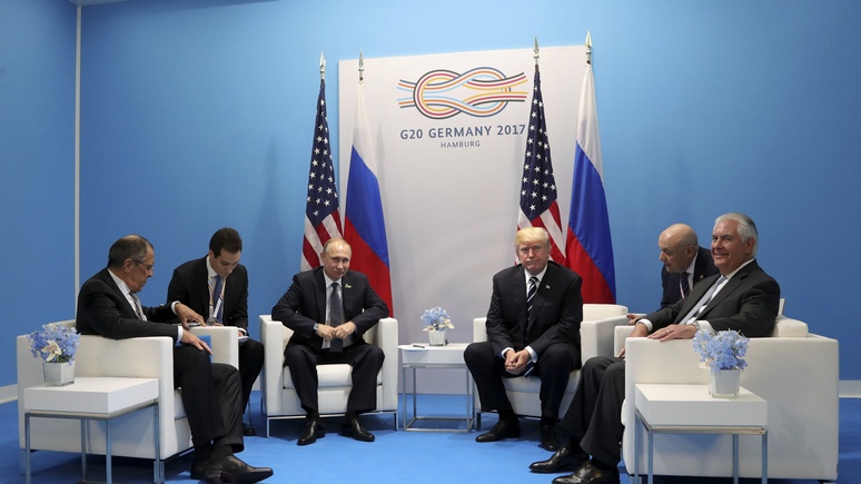 SZ: Путин играет на слабостях Трампа как заправский разведчик