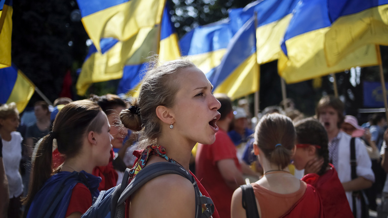 National Interest: возмущаясь «российским вмешательством», США забыли о перевороте на Украине 