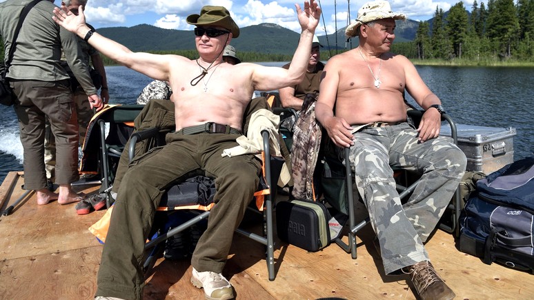 Bloomberg: почему голый по пояс Путин смеётся последним