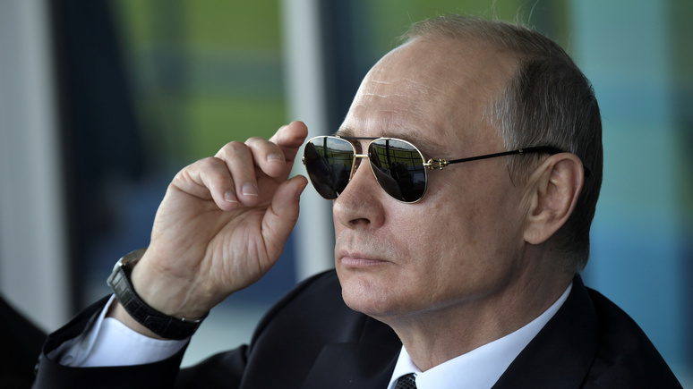Time: Путину в мире доверяют больше, чем Трампу