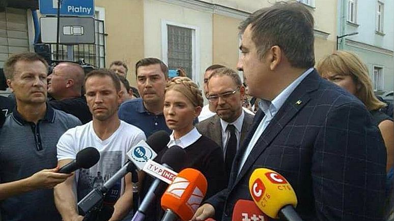 Корреспондент: Тимошенко пополнила базу «Миротворца» за помощь Саакашвили