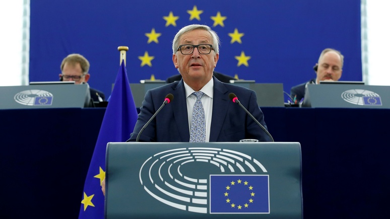 Юнкер: в обозримом будущем вступление Турции в ЕС исключено