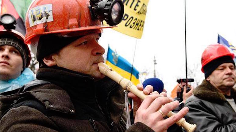 Onet: украинские шахтёры заблокировали трассу Киев — Варшава