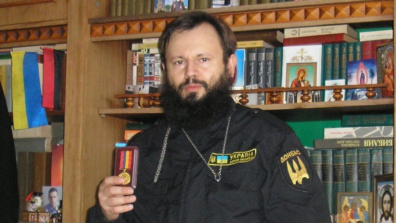 Украинский священник отправил Порошенко, Авакова и Турчинова «прямо в ад»