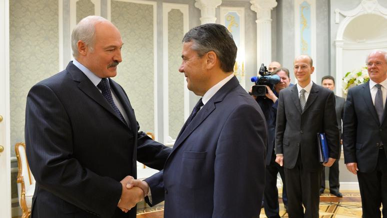 Die Welt: Лукашенко смотрит на Запад, но не сделает Белоруссию европейской