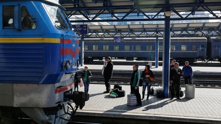 1+1: новейший украинский вагон сломался на обратном пути из Европы