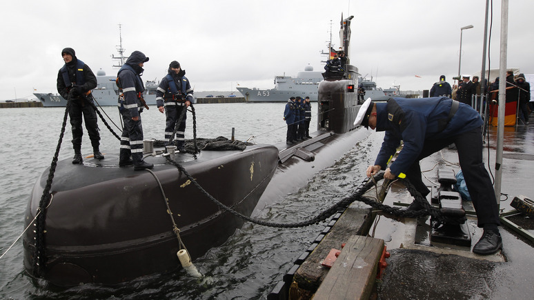Столтенберг: Россия инвестирует в подводные лодки, а силы НАТО «утратили навыки»