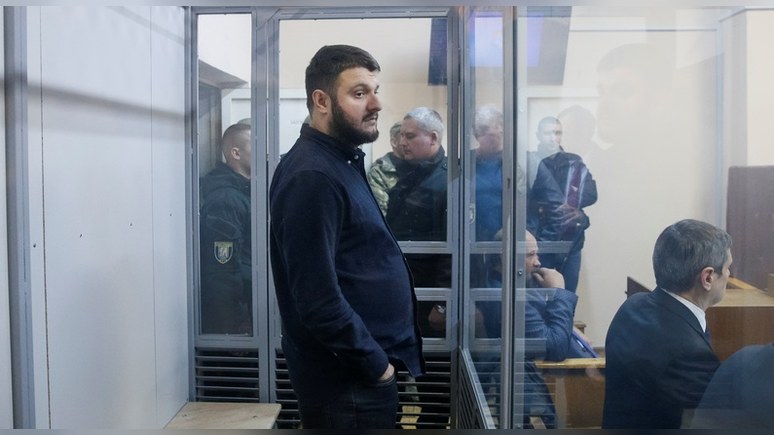 1+1: украинские антикоррупционеры разрешили сыну Авакова встретить Новый год в Италии