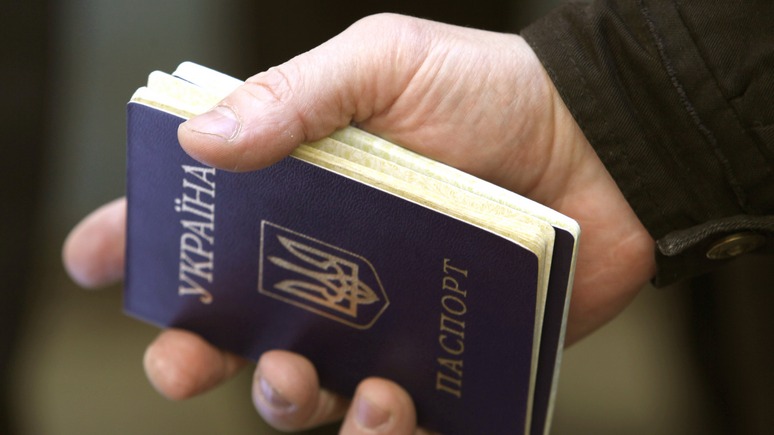 NewsOne: МИД Украины попросил украинцев воздержаться от поездок в Россию