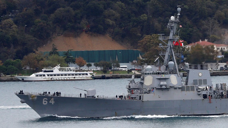 Newsweek: американский эсминец вернулся в порт Одессы