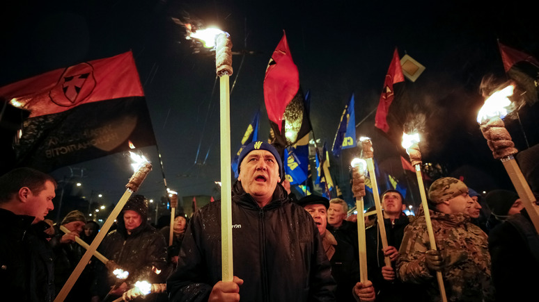 СТРАНА.ua: «антибандеровский закон» испортит жизнь украинским трудовым мигрантам в Польше