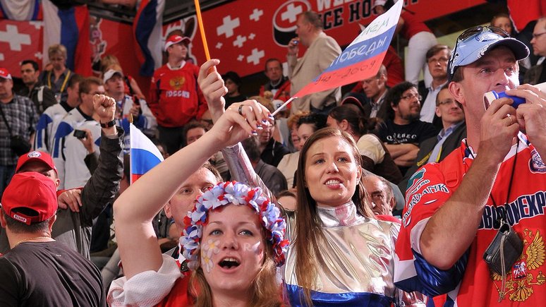Ran: Международный хоккей случайно поддержал Россию её национальными флагами