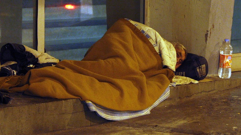 Le Parisien: французские депутаты озаботились судьбой бездомных и пойдут спать на улицу из солидарности