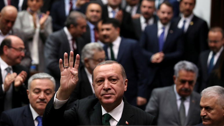 Hürriyet: в Турции обостряются антиамериканские отношения, но Эрдоган тут ни при чём