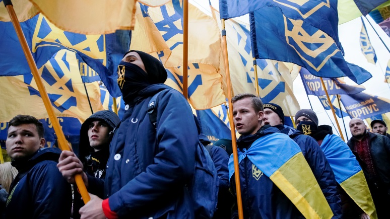Guardian: международные наблюдатели бьют тревогу из-за роста национализма на Украине
