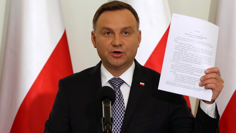 Daily Mail: Дуда сравнил членство в ЕС с «оккупациями» Польши 