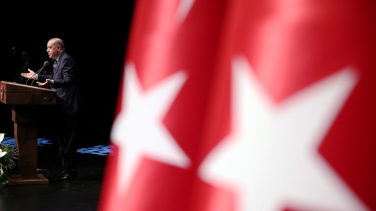 Bloomberg: Турция отказалась высылать российских дипломатов из-за дела Скрипаля
