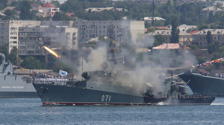 ЛБ: российский флот готов дать отпор «украинским пиратам» в Азовском море