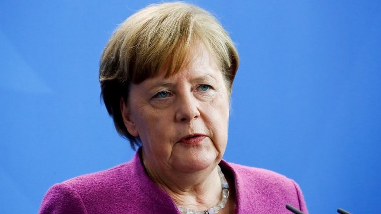Меркель: Германия не будет участвовать в военном ударе против Сирии