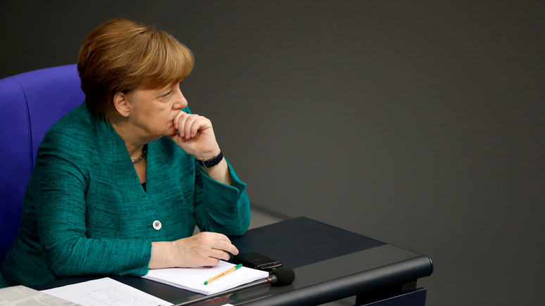 Foreign Policy: недальновидность Меркель делает Германию уязвимой перед Россией и зависимой от ЕС