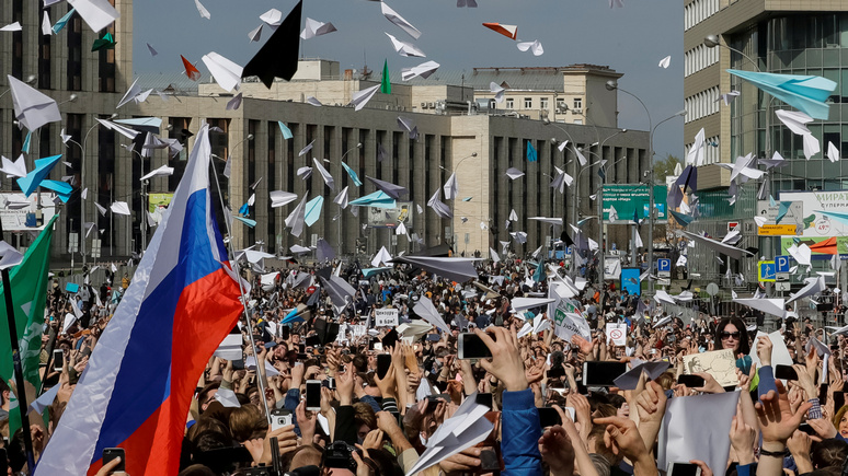 Independent: митинг в поддержку Telegram собрал тысячи москвичей