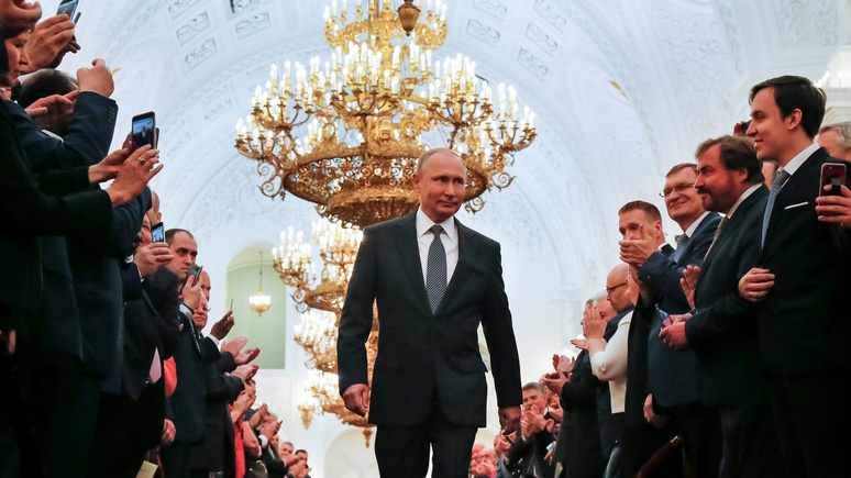 Tageszeitung: Путин наполнил россиян гордостью — а экономика подождёт