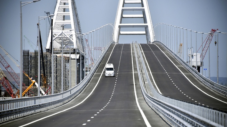 Daily Telegraph: Крымский мост стал для Путина символом победы
