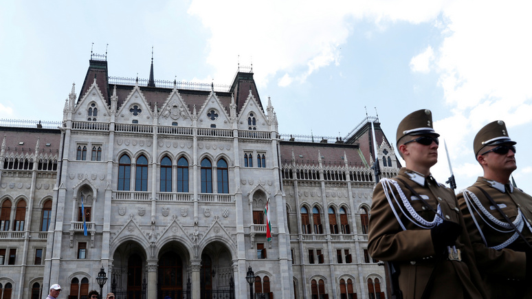 Wyborcza: прокремлёвская Венгрия — всё менее предсказуемый союзник для Польши