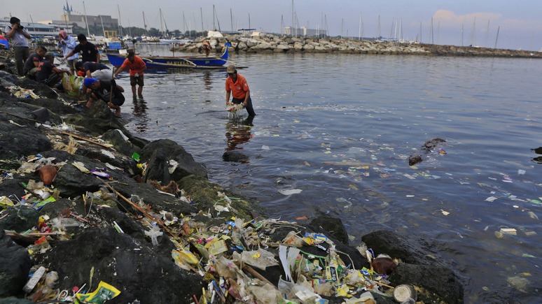 Independent: экологический катаклизм не за горами — к 2050 году отходов пластика в океанах будет больше, чем рыбы