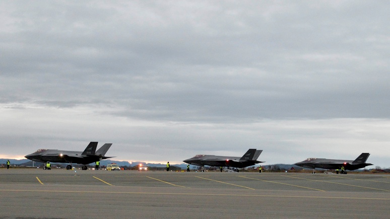 Times: всепогодные F-35 задержались в США из-за плохой погоды