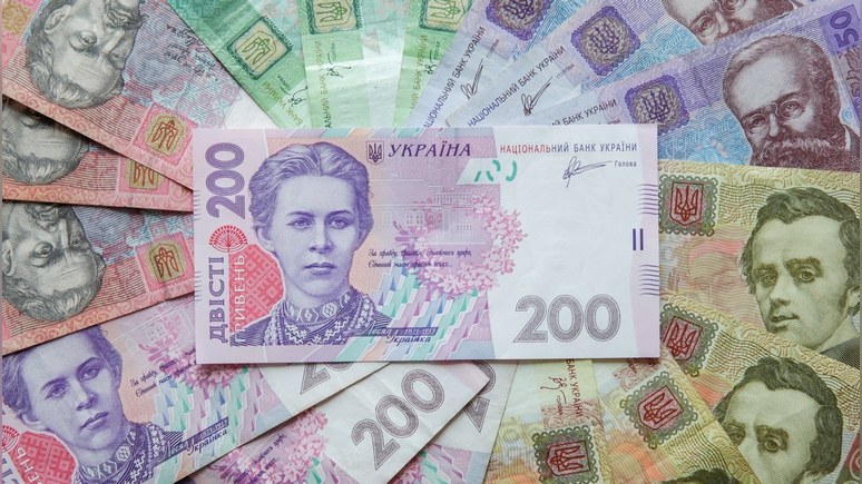 Bloomberg: Украине не хватает денег на пенсии и зарплаты бюджетникам