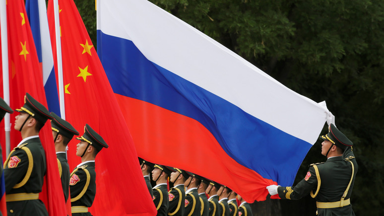 Financial Times: интересы США требуют «дружить» с Россией против Китая