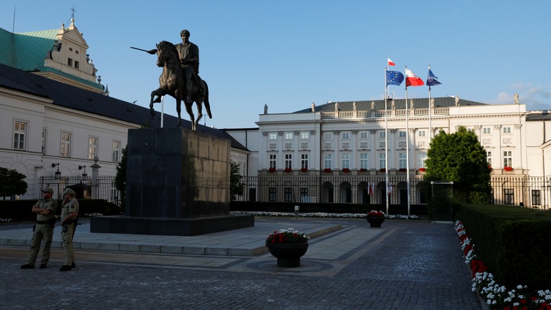 TVN24:  «пророссийский настрой» в Европе повлиял и на Польшу, но о перезагрузке с Москвой говорить рано