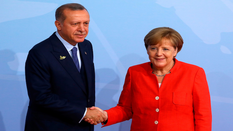 FT: американские санкции подталкивают Турцию к сотрудничеству с ЕС