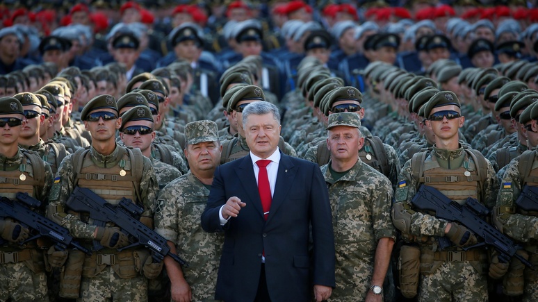 Порошенко: реформы Киева оказались под угрозой «российского вмешательства» 