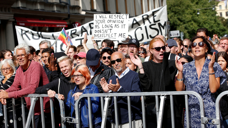 Libération: марш неонацистов заставил шведского премьера задуматься об ужесточении излишне либерального законодательства