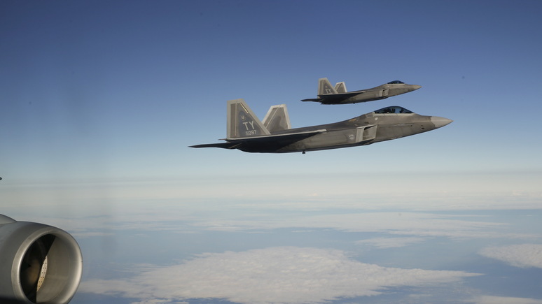 WFB: второй раз за год ВВС США поднялись на перехват российских самолётов у берегов Аляски