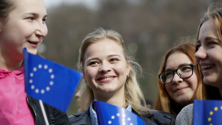 СТРАНА.ua: украинские студенты не хотят возвращаться на родину из Польши