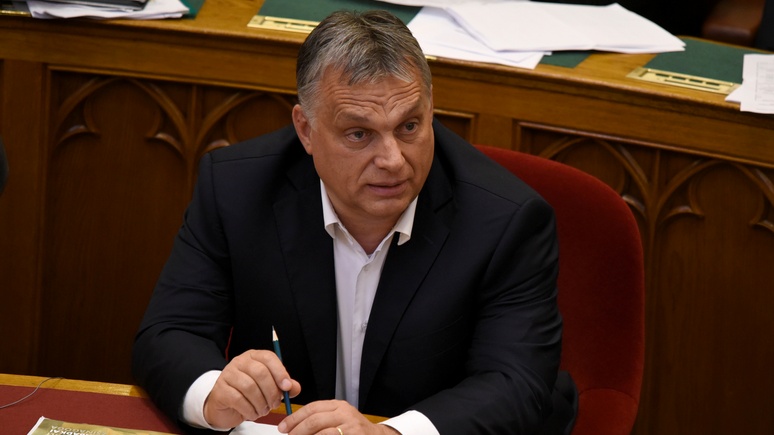 Der Spiegel: Европарламент намерен призвать Орбана к ответу за права человека