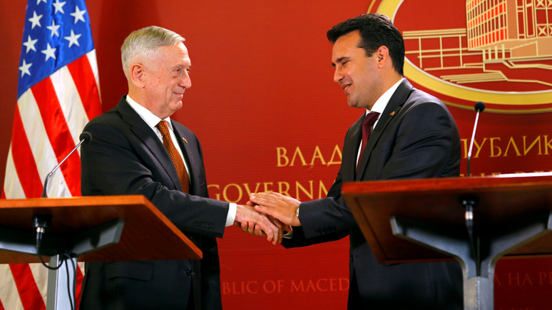 FT: США призывают македонцев сказать да смене названия страны, чтобы скорее влиться в ЕС и НАТО