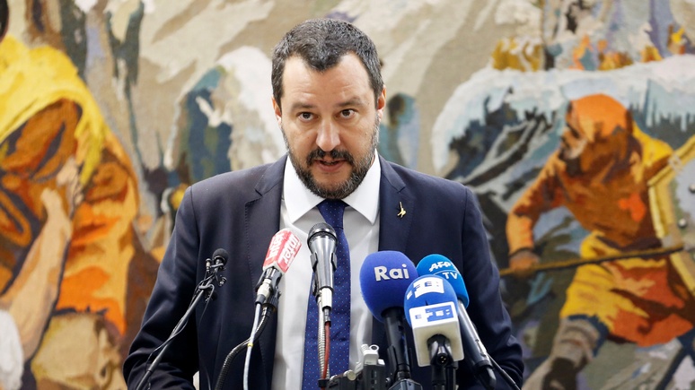Сальвини: Италия не поддастся на шантаж и угрозы Евросоюза