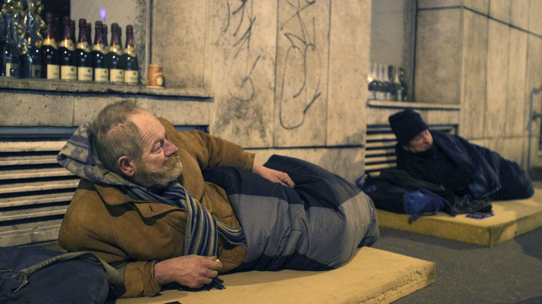 Guardian: в Венгрии бездомных объявили вне закона 