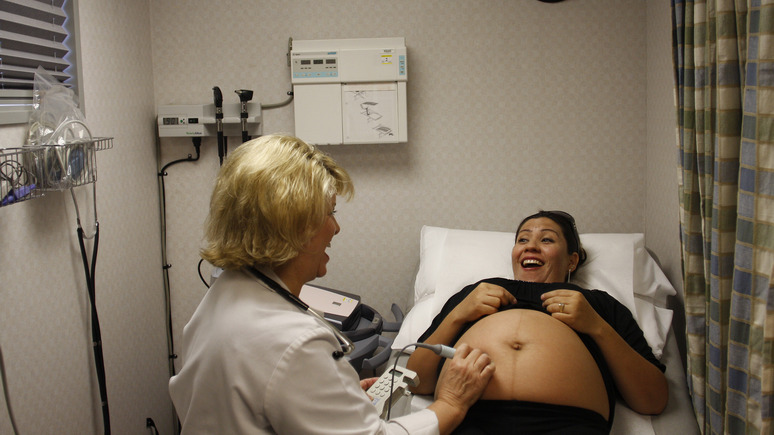 Washington Post разобралась в причинах резкого падения рождаемости в Америке 