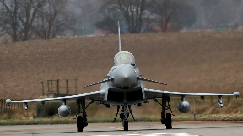 Express: британские истребители подняли по «российской тревоге» — как оказалось, ложной