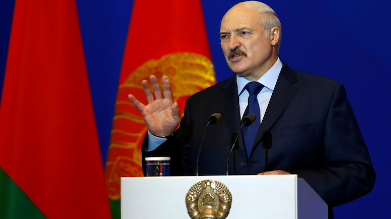 Rzeczpospolita: Лукашенко вторит России, советуя Польше обойтись без Форта Трамп 